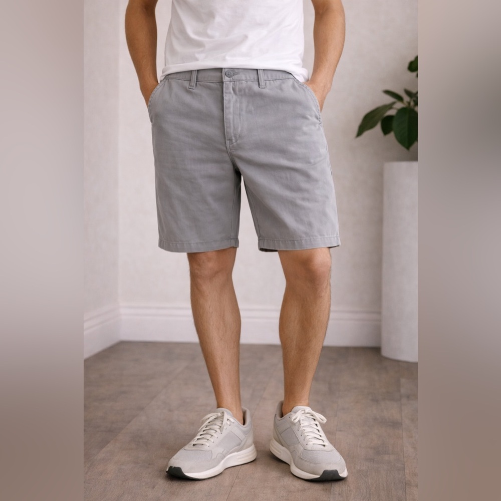 Joe's Jeans Men's Light Gray Flat-Front Shorts BB4